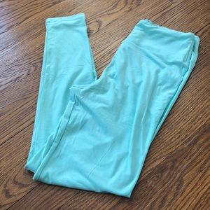 NWOT Pastel Mint Green OS LulaRoe Leggings